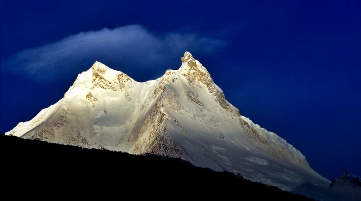 Manaslu Circuit Tsum Valley Trek